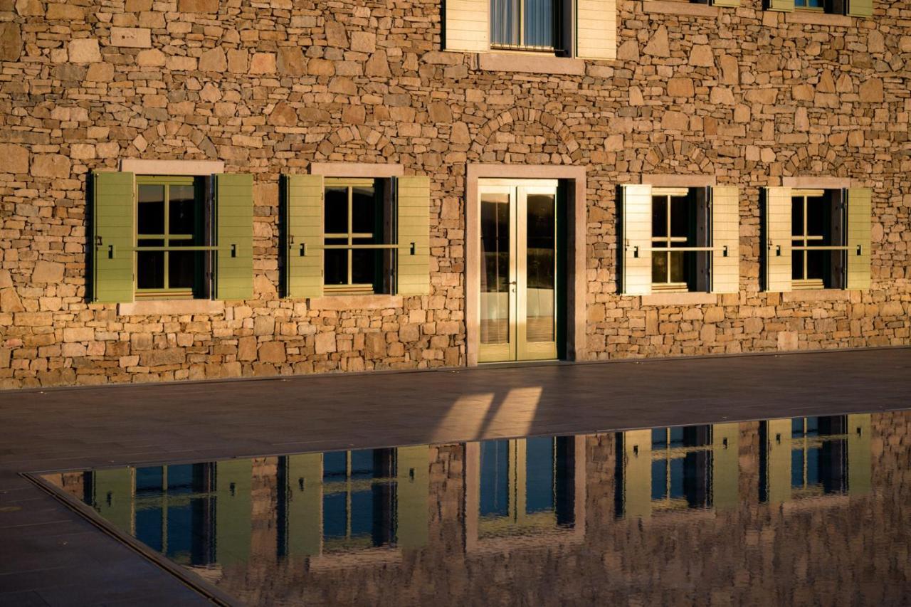 Winery & Design Hotel Roxanich Мотовун Экстерьер фото